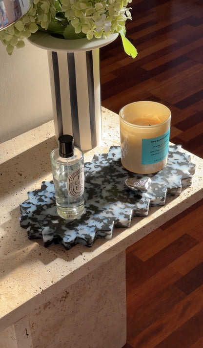 PERIWINKLE SPIKEY TRAY